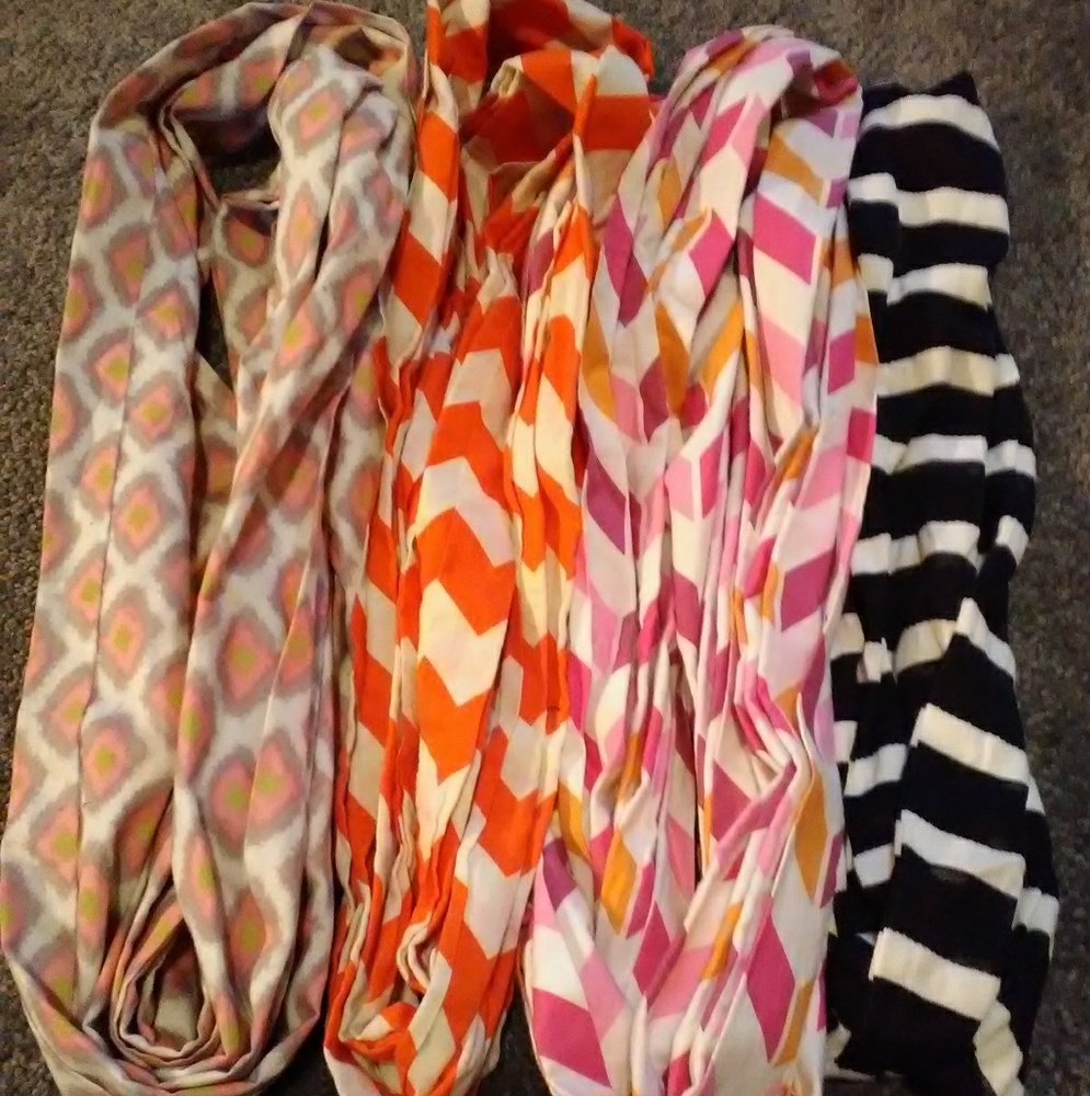 Infinity scarves - Picture 2 of 3